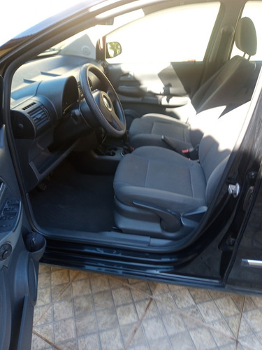 Volkswagen Fox Trend 1.0 Preto 2010