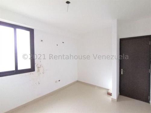 Imagen 15 de 30 de Apartamentos En Venta En Av Rotaria Barquisimeto, Lara 22-8096 Romer Gonzalez Profesional Inmobiliario Renta House