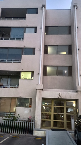 Departamento 2d+2b+estacionamiento. Mall Plaza Oeste