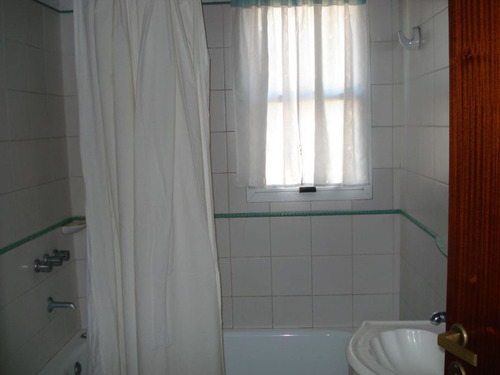 Duplex En Venta En Monte Grande Con Cochera