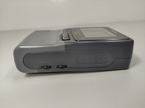 Imagem 3 de 11 de Antiga Mini Tv Portátil Analógica Casio Model Tv-777 Ok