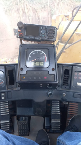 Imagem 4 de 15 de Pá Carregadeira Caterpillar 988 H Ano 2011