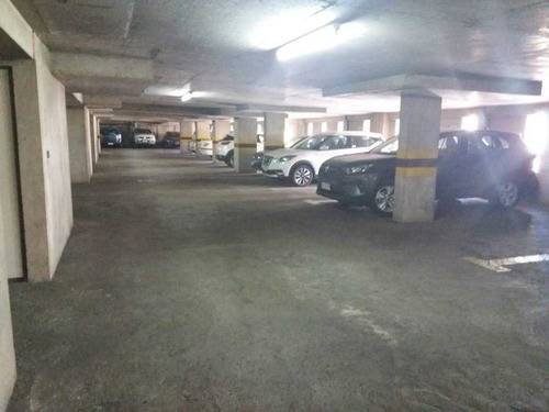 Venta Estacionamiento En 1 - 100° Nivel En Arlegui Entre