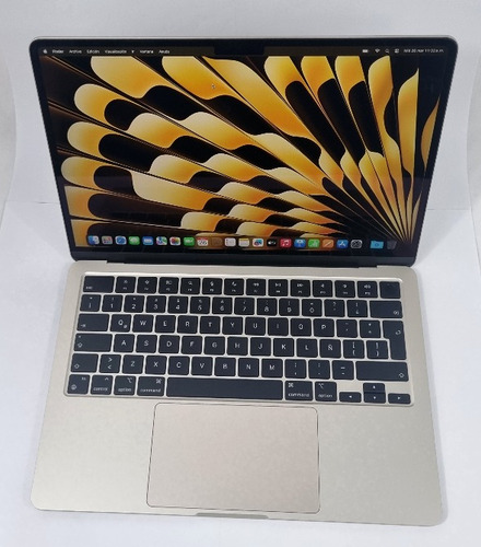 Macbook Air De 13,6 Pulgadas Chip M3 Apple 2024, Ssd 256gb (Usado)