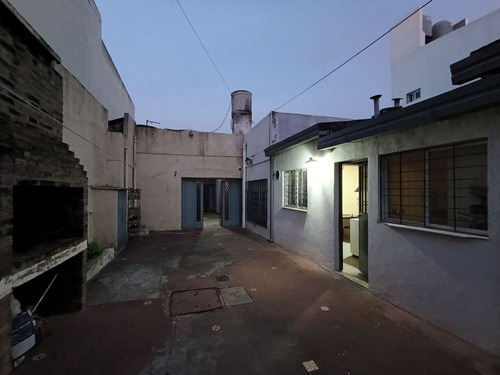 Venta Casa Interna 3 Dorm + Dpto 1 Dorm C/ Patio