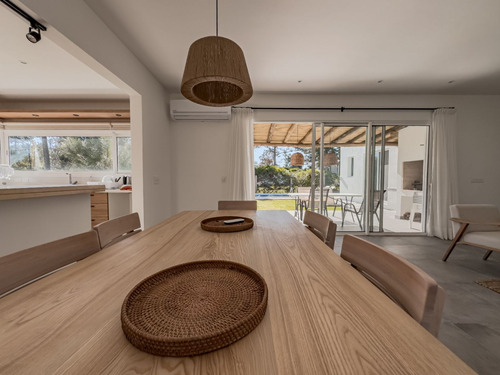 Casa En Venta A Estrenar En El Corazón De La Barra (ref: Bpv-10003)