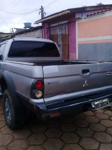 Imagem 3 de 4 de Mitsubishi L200 2009 2.5 Gl Cab Dupla 4x4 4p