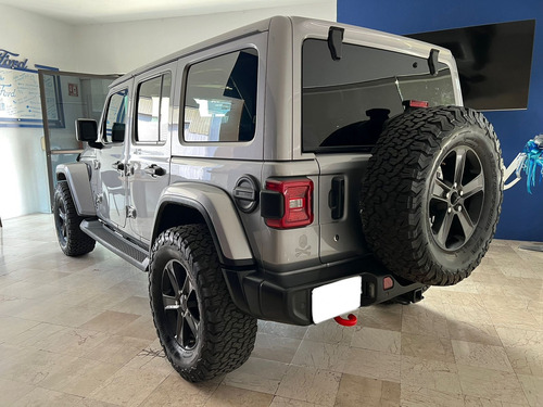 Jeep Wrangler 3.7 Unlimited Sahara 3.6 4x4 At