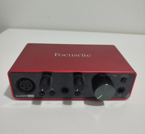 Focusrite Scarlett Solo 3o Generación Interface De Audio Rojo
