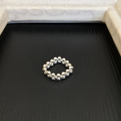 Imagen 4 de 9 de Anillo Bolitas 3 Lineas De Plata .925 Agálea Joyería
