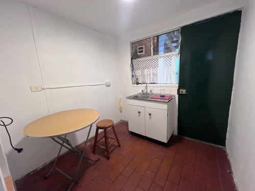 En Arriendo Casa Con Excelente Ubicación. 2d-1b. La Islita