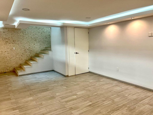 Residencia Avaluo Superior Privada Status En Metepec