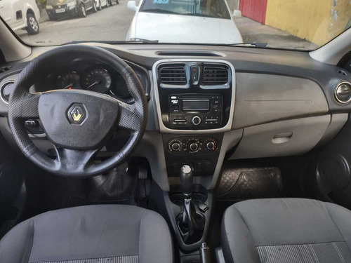 Imagem 11 de 12 de Renault Logan 2017 1.6 Expression Hi-power Completo
