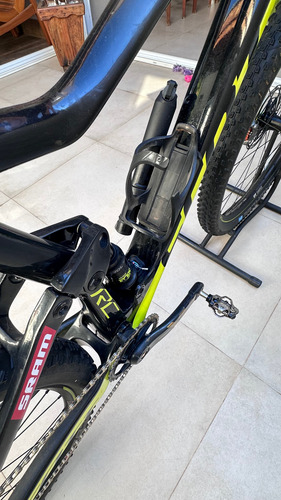 Scott Spark Rc Wc, 2018, Preto / Amarelo L (Usado)