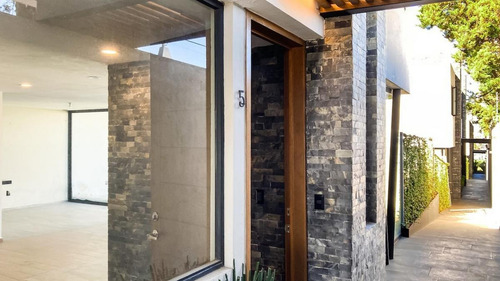 Imagen 1 de 22 de Casa En Venta En Lomas De Vistahermosa