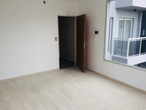 Imagen 3 de 12 de Departamento Tipo Loft En Venta - Moron Sur