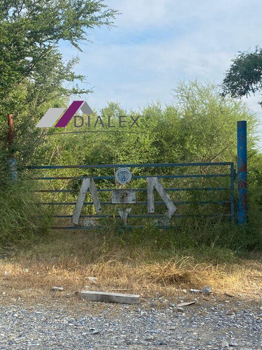Terreno De 8,302 En Venta, San Roque En Limites Guadalupe Y Juarez. Ideal Para Quinta