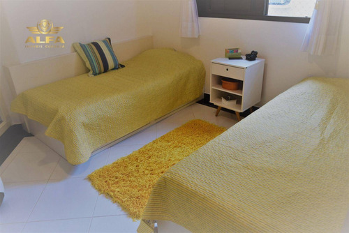 Imagem 14 de 25 de Linda Cobertura Tríplex Na Praia Da Enseada - Lazer - 250 Metros Da Praia - 3 Vagas De Garagem - 200 M² De Área Útil . - Co0029