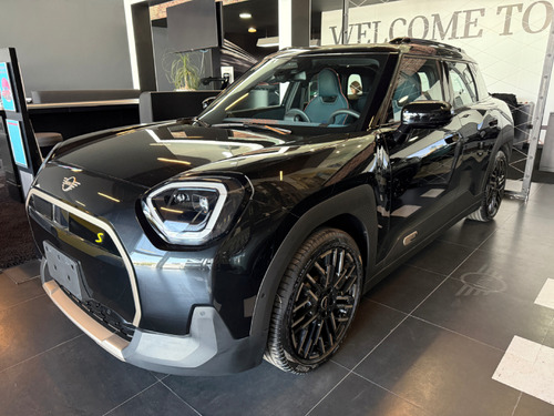 Mini Aceman 2025