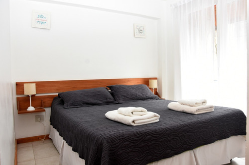 Imagen 8 de 16 de Departamento Alquiler Temporario, Céntrico De 2 Ambientes En San Martin De Los Andes, Hasta 2 Adultos Y 2 Menores.cochera Descubierta. Ubicado A 3 Cuadras Del Lago Lacar Y 1 De La Avenida Principal.
