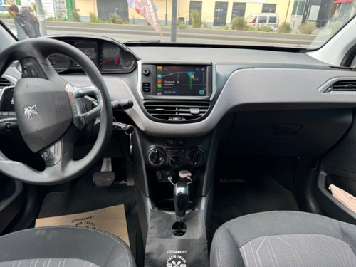 Peugeot 208 1.6 Allure Tiptronic