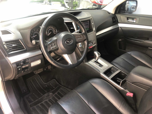 Imagen 8 de 18 de Subaru Outback 2010 2.5 Awd Cvt Limited 173cv..
