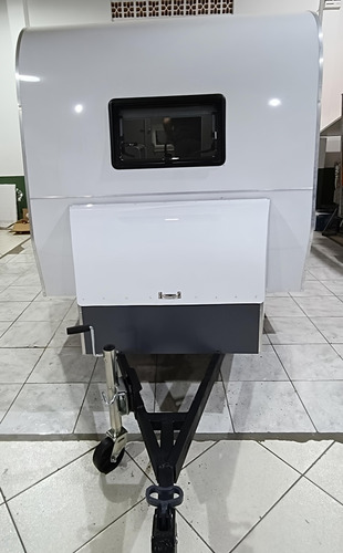 Trailer Home Para 4 Pessoas Modelo 320 C/ Cozinha E Banheiro