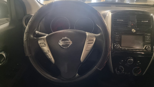 Nissan Versa 1.6 Advance Mt