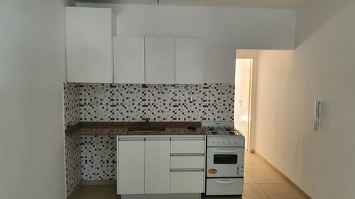 Imagen 7 de 13 de Departamento En Venta En José C Paz