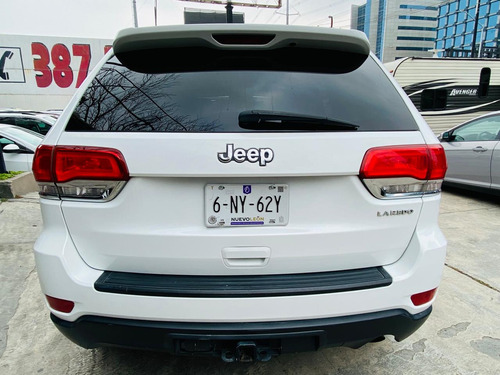 Jeep Grand Cherokee 3.6 Laredo 4x2