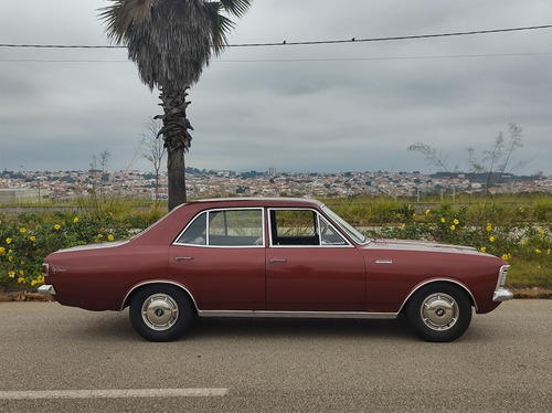 Imagem 11 de 14 de Chevrolet Luxo