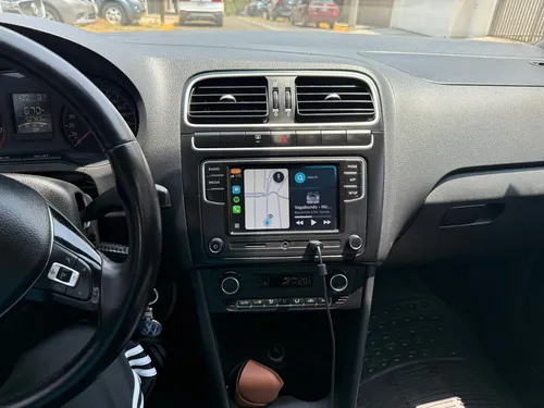 Volkswagen Vento 1.6 Highline At