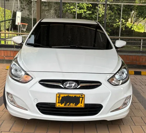 Hyundai Accent 1.6l 5 p
