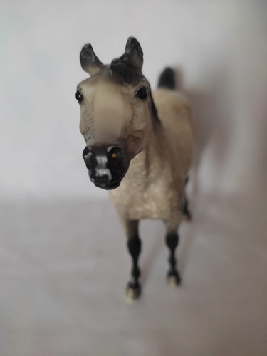Imagen 3 de 5 de Caballo Breyer Molding 01