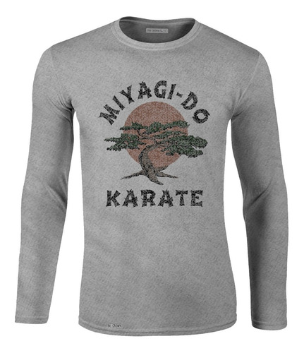 Camiseta Manga Larga Miyagi Dojo Karate Kid Logo Hombre Ikl