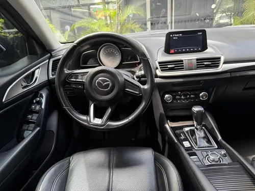 Mazda 3 2.0 Touring At