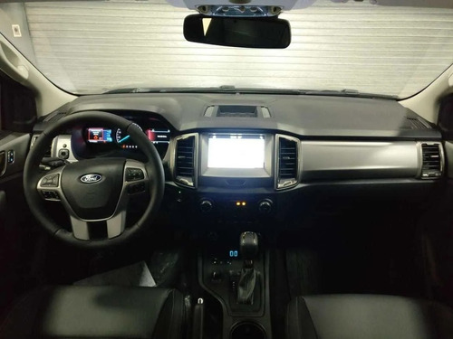 Imagen 11 de 18 de Ford Ranger Limited 3.2 4x4 At (stock) Hc
