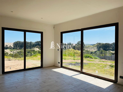 Casa En Arriendo De 3 Dorm. En Quintero