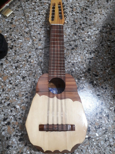 Charango Boliviano