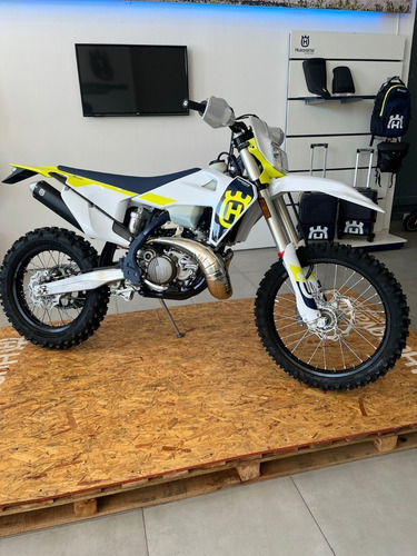 Imagen 20 de 20 de Husqvarna Te 300i Enduro 2t 2023 Ktm