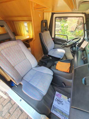 Imagem 6 de 14 de Mb180d Mercedes-benz Motor Home Completo Perfeito Viagem