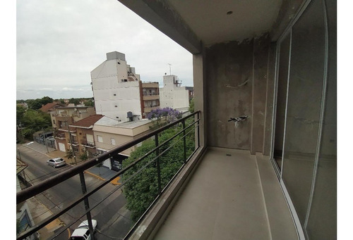 A Estrenar - Semipiso 63 M2 De Calidad -2 Ambientes -.