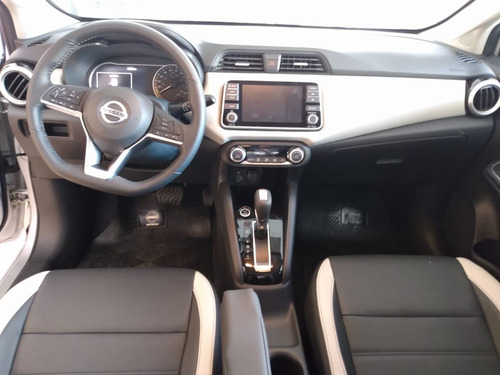 Nissan Versa Exclusive Cvt