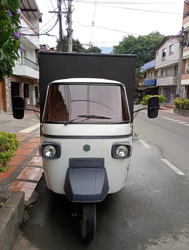 Motocarro Piaggio Ape Con Furgón