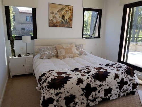 Casa En Venta De 2 Dormitorios En Pinares