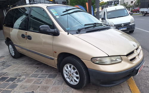 Chrysler Caravan 3.3 Se 3.3