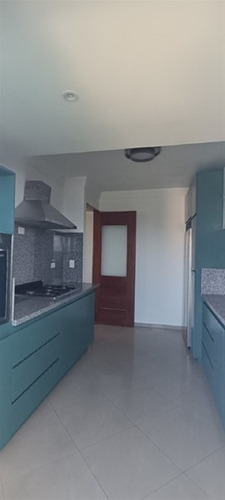 Excelente Apartamento Con Línea Blanca, 3 Habitaciones, En Gazcue, Piscina, Gym