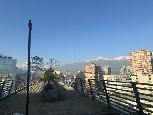 Excelente Conectividad - Metro Manquehue