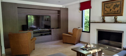 Casa En Venta En Parque Leloir