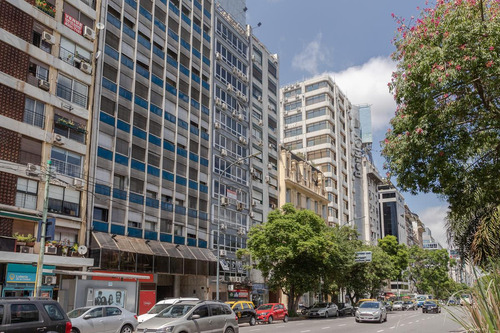 Exc Oficina Sobre Pellegrini, Vista Única Y Doble Terraza! Posib Transf En Vivienda